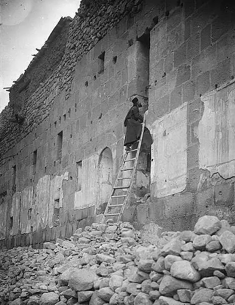 Sinai Monastery Catherine monk climbs chapel 1900-20
